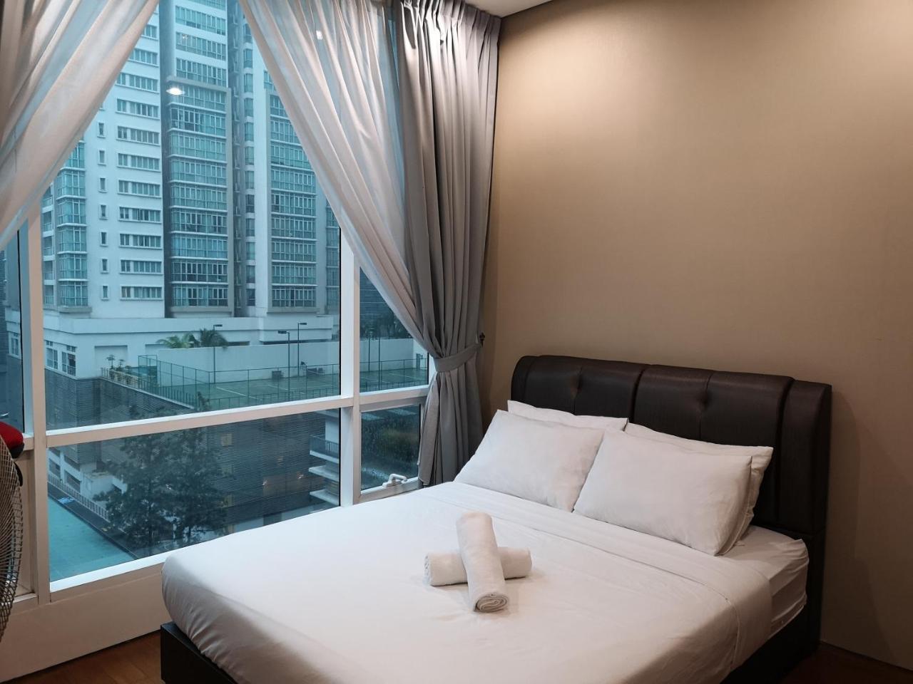 Soho Suites Klcc By Pnut Klcc View Куала-Лумпур Екстер'єр фото